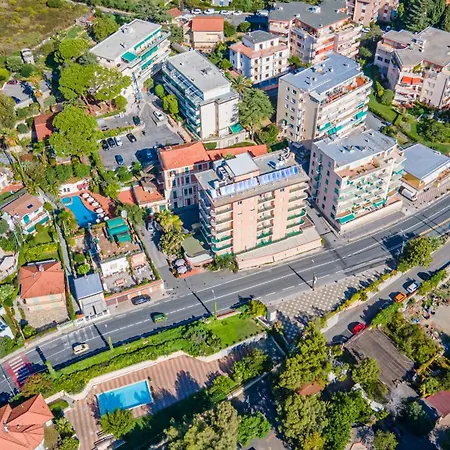 Bobby Executive Отель