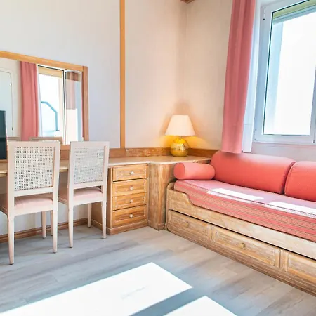 Bobby Executive Отель 3*