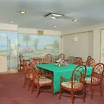 Bobby Executive מלון
