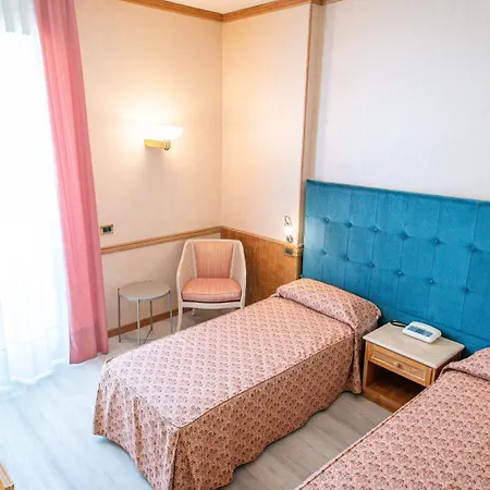 Hotel Bobby Executive 3*