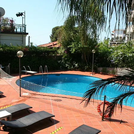 Hotel Bobby Executive 3*