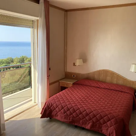 Bobby Executive 3* Sanremo