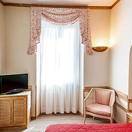 Hotel Bobby Executive 3*
