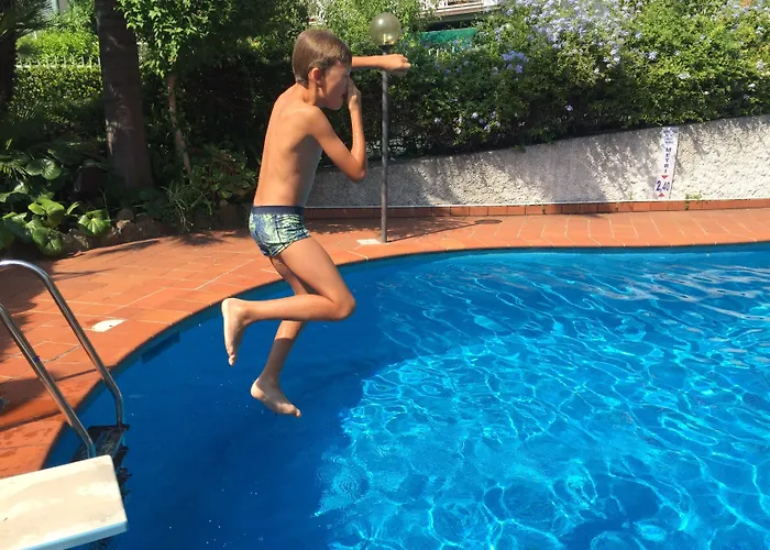 Bobby Executive San Remo