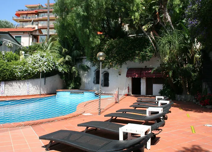 Bobby Executive Ξενοδοχείο 3*