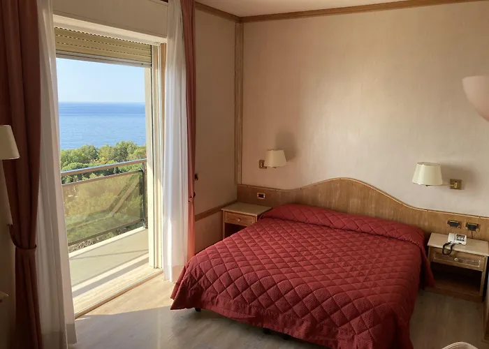 Bobby Executive 3* San Remo